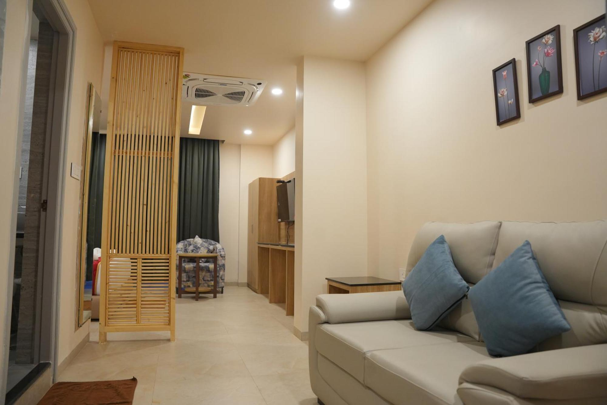 Kvp Golden Inn Tirupati Exteriör bild