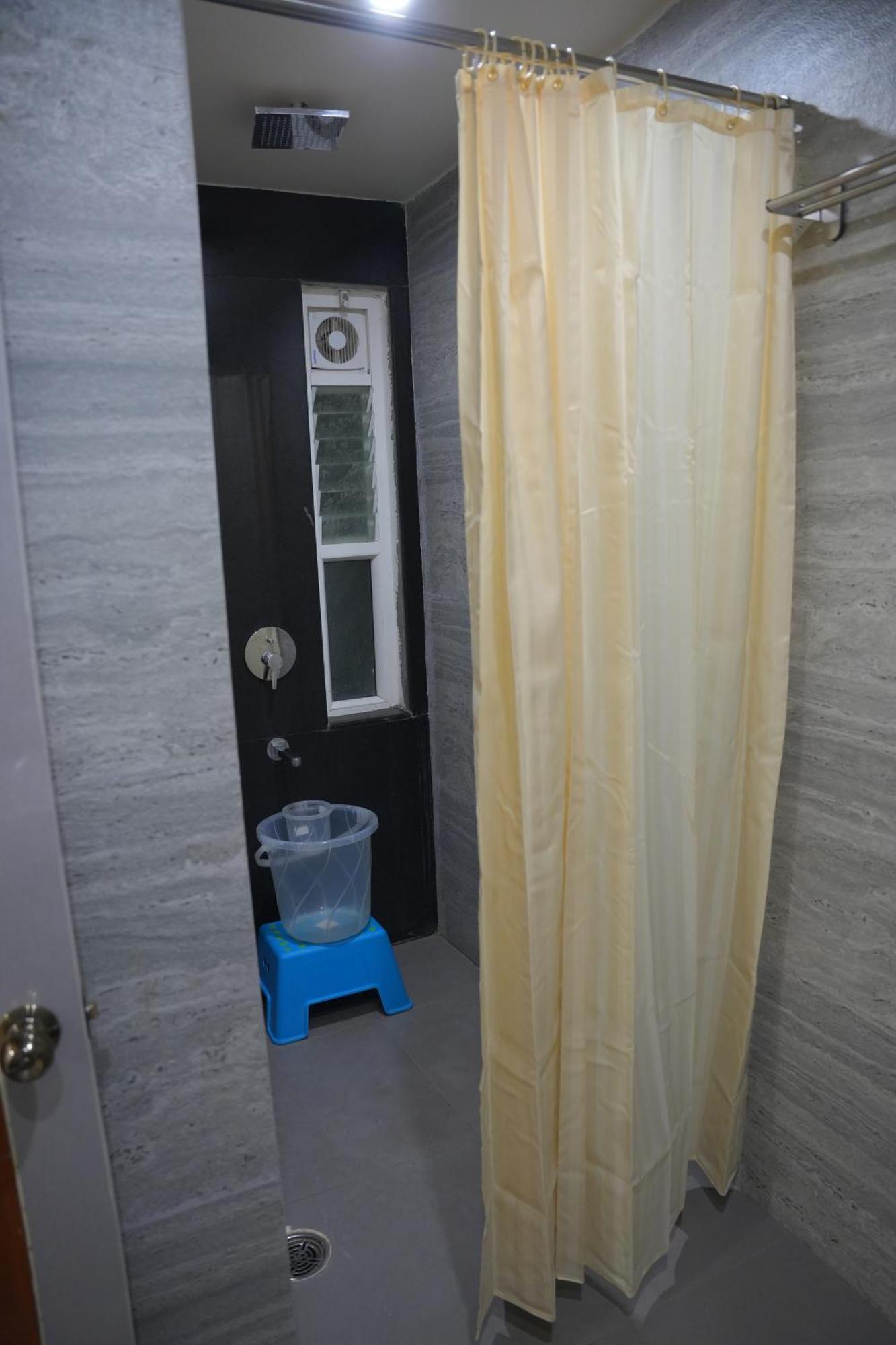Kvp Golden Inn Tirupati Exteriör bild