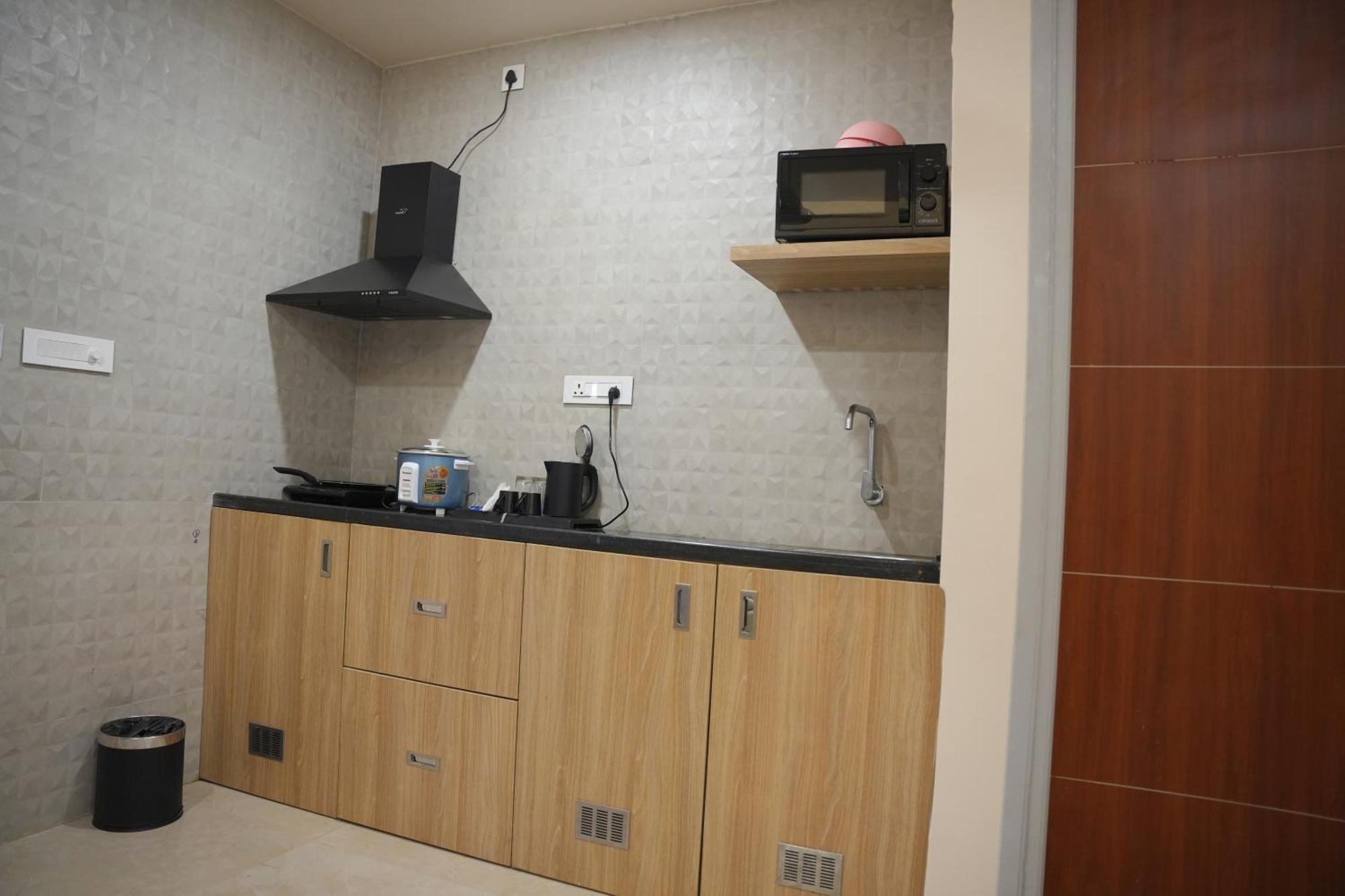 Kvp Golden Inn Tirupati Exteriör bild